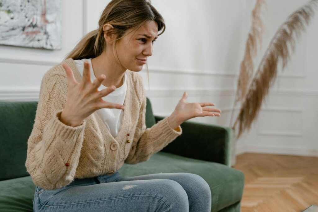 Illustration d'une femme souffrant d'un traumatisme complexe